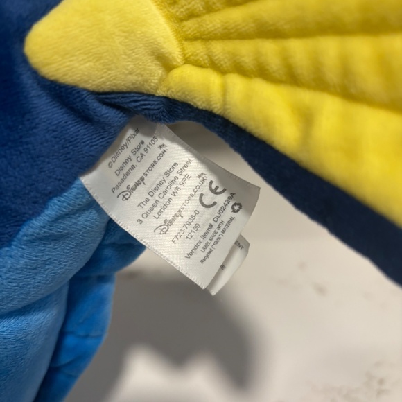Dory Disney Store 13” Stuffed Plush Original Authentic Finding Nemo - Picture 8 of 8